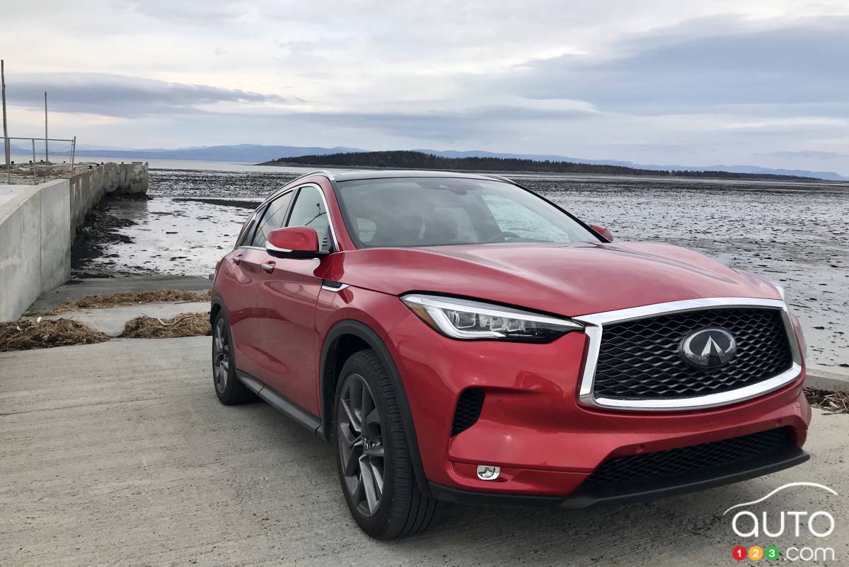 2020 Infiniti QX50, three-quarters front